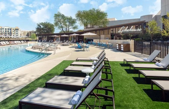 Poolside terrace and Lakehouse Waterfront Lounge at the Omni Las Colinas, Irving, Texas